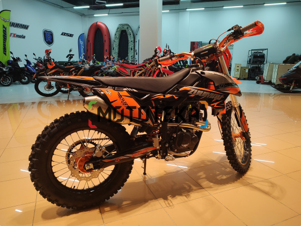 Мотоцикл кроссовый / эндуро Zuumav (Зуумав) FX A7 чёрный | Мототека Мотоцикл кроссовый / эндуро Zuumav (Зуумав) FX A7 чёрный | Мототека